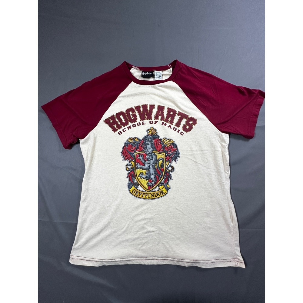 Harry Potter Hogwarts School of Magic Gryffindor Shirt Mens Large Red‎ Cream